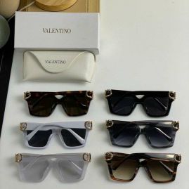 Picture of Valentino Sunglasses _SKUfw47548520fw